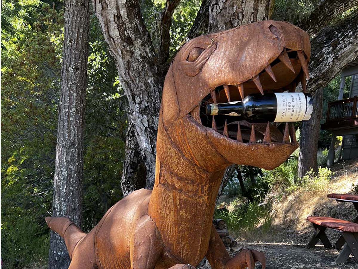 T-Rex & 1963 Taylor's Vintage Port T-Rex & 1963 Taylor's Vintage Port